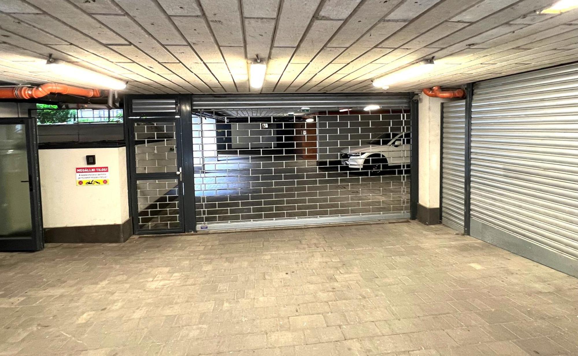 בודפשט Luxe Central Studio With Pool, Parking & Ac מראה חיצוני תמונה
